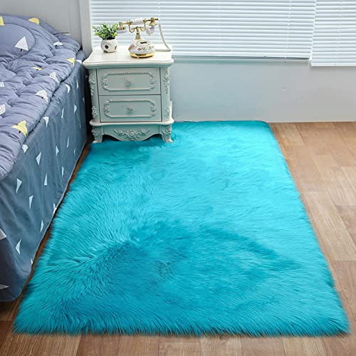 ZFHTAO Supermjukt lammskinn syntetisk sängmatta lammskinnsmatta fuskpäls fårskinn imitation golv matta dekorativ mjuk sängmatta justerbar – mörkblå 50 x 140 cm