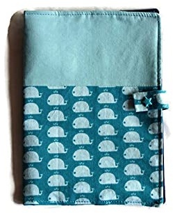 Carnet de santé - bleu et baleines -