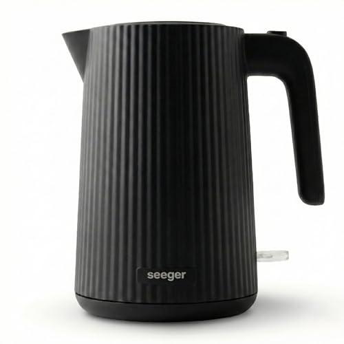 Seeger Wasserkocher 1,7L mit Elegantes Rippendesign | Mikro-Sieb-Filter, BPA-Frei, 2200W, 360° drehbarer Sockel, Schwarz, SGR100BK