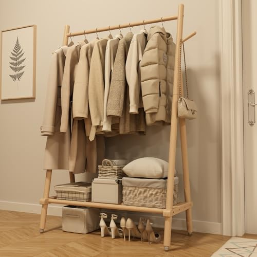 AQIMUELE Kleiderständer, Mobiler Garderobenständer aus Massivholz, Garderobe, Kleiderablage, mit Stange, Regal und 4 Haken, Einfache Montage, für Schlafzimmer und Garderobe (Naturholz - mit Rollen)