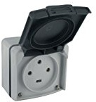 LEGRAND - Prise Etanche de Puissance 20A avec Terre Plexo - Prise 2P+T Puissance Max 4600W - 3 Alvéoles - Pose en Saillie - Fabriqué En France - Gris