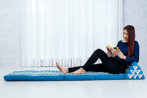 Leewadee - Bequeme Japanische Bodenmatratze - Thai Bodenliege mit Dreieckskissen - Futon Klappmatte - Thai Massagematte, XL Extra Lang, 225 x 50 cm, Hellblau