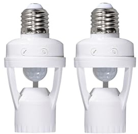 Clearhill Lot de 2 douilles E27 avec détecteur de mouvement - Distance de détection de 3 à 8 m - Adaptateur d'ampoule infrarouge avec retard réglable et sensibilité à la lumière - Pour garage