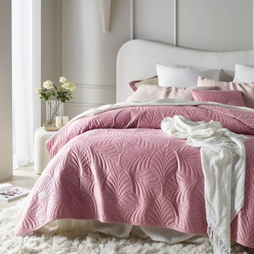 ROOM99 Feel elegant överkast i rosa, 220 x 240 cm, mångsidig filt som sängöverkast eller sofföverkast, överkast för säng och soffa, täcke, stil, perfekt som bedspread sammet