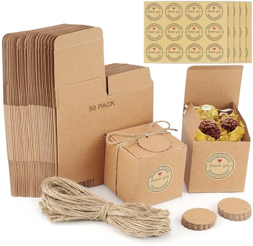 Cajitas para Regalos Caja Kraft Regalo 50 Pzs Cajas De Carton Regalo Pequeñas Bricolaje Embalaje Cajas kraft con Cuerda Cáñamo y Etiquetas Para Boda Chuches Comunion San Valentin Cumpleaños (7x7x7cm)