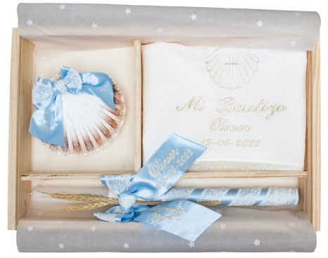 Nenel Kit de lujo Personalizado para Bautizo - Conjunto de Vela, Pañuelo y Concha bordado – Caja de madera grabada con el nombre y fecha del Bautismo - Modelo París (Celeste)