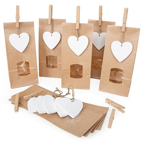 Logbuch-Verlag 10 Gastgeschenke Fenster-Tüten foliert Lebensmittel MIT Holzherzanhänger Hochzeit Geburtstag 10,5 x 6,5 x 29 cm