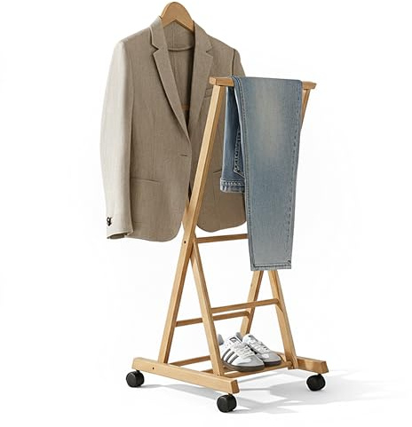 konsimo klappbarer Herrendiener – Kleiderständer aus Massivholz, für Jacken, Hosen, Gürtel und Krawatten, ideal für Schlafzimmer und Ankleideraum (natürlich, Rollständer 44,5x103x40)