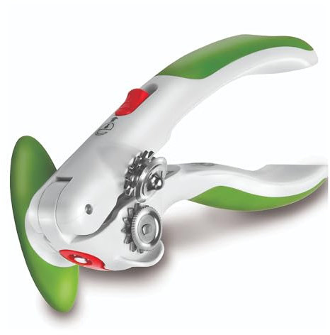 Zyliss 20366 Lock N' Lift Can Opener with Lid Lifter Magnet, Green, Plastic