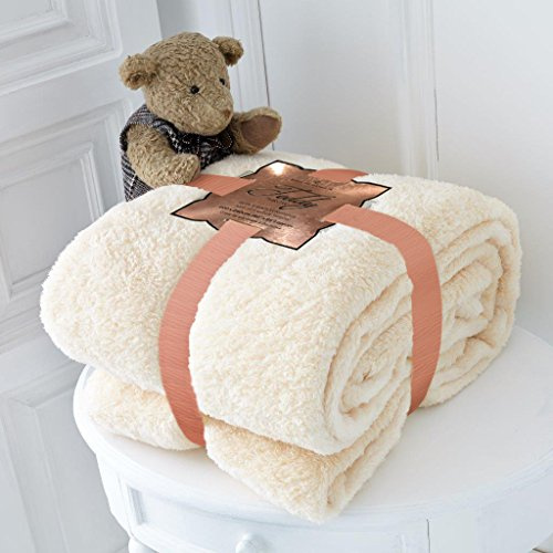 Artistic Fashionista Luxury TEDDY BEAR DESIGN FLEECE BLANKET Super Soft & Warm Ideal As Sofa Bed Throw Blanket Bedspread Runner or Settee Cover For Every Part Of Your Home (Large, Cream)