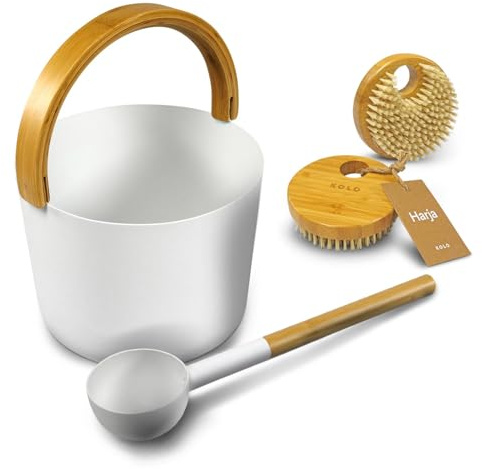 KOLO Sauna Set Kiulu 2 - Kübel 5 l + Aufgusskelle 300 ml + 2x Handbürste - Weißes Aluminium - Bambusgriff - 2-teiliges Premium-Set für Aufgüsse und authentische finnische Saunakultur