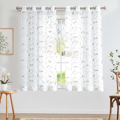 TOPICK Sheer Vorhang Voile Gardinen mit Ösen Blätter Stickerei lichtdurchlässig Ösenschal Gaze Paarig Ösenschals Blatt für Wohnzimmer Schlafzimmer Stores 2er Set Grau auf Weiß H145 x B140(cm)