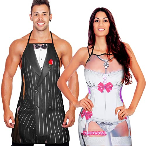 Neer 2 Stück Lustige Geschenke Set für Herren Damen Neuheit Grillschürze Muskel Kochschürzen Verstellbar Wasserdicht Küchenschürze für Weihnachten BBQ Party Erwachsene Paare (Hochzeit Stil)