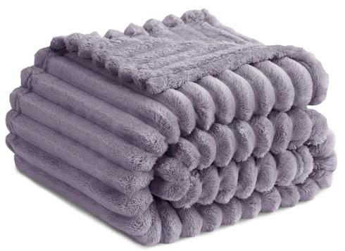 RUIKASI Kuscheldecke Flauschig Decke Lila - 150x200cm Fleecedecke Sofadecke Couchdecke für Wohnzimmer Deko Tagesdecke Blanket, Weiche Wolldecke Warme Korddecke als Wohn- & Kuscheldecken