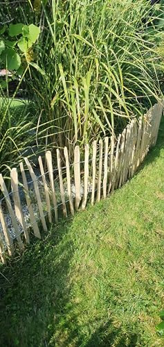 Staketenzaun Haselnuss - 50 x 500 cm (Lattenabstand 7-9 cm) - Roll-Zaun mit gut gespaltenen Staketen - Natur Haselnusszaun als Gartenzaun oder Teichumrandung