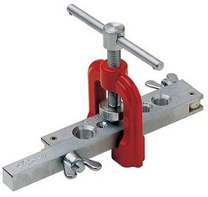 USAG 315 - Bordatubi per tubi in rame e lega leggera 315001