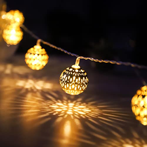 Guirlande Lumineuse Globe LED, Lampes Marocaines avec Prise, 20 Boules en Métal Doré avec Motif, pour Mariage, Vacances, Noël, Intérieur, Extérieur, Multifonctions avec Minuterie, 3 Mètres, Extensible
