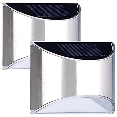 Lunartec Wandlampe: 2er-Set Solar-LED-Wandleuchte mit Lichtsensor, Edelstahl, 20 lm, IP44 (Solarleuchte Wand, Hauswand-Beleuchtung Solar, Boden Solarleuchten)