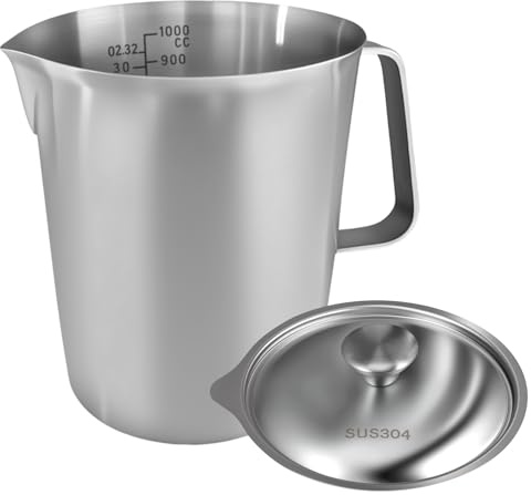 Milk Frothing Pitcher, 1L Stainless Steel Milk Jug with Measurement Mark and Lid, Metal Big Coffee Jug for Making Latte Art Cappuccino Coffee Espresso (1L)