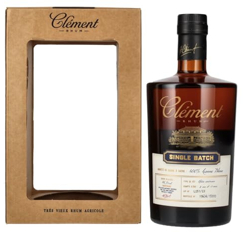 Clément Trés Vieux Rhum Agricole SINGLE BATCH 100% Canne Bleue 46,1% Vol. 0,5l in Giftbox