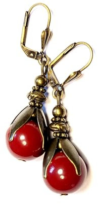 Vintage Ohrringe in antik Bronze mit weinroter Glasperle