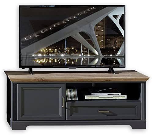 Stella Trading JASMIN TV-Lowboard in Artisan Eiche Optik, Graphit - TV Schrank mit Schublade und viel Stauraum für Ihr Wohnzimmer im Landhausstil - 143 x 54 x 51 cm (B/H/T) | TV Schrank im Landhausstil für das Wohnzimmer mit Schublade, offener Ablage und Stauraum hinter der Tür, Landhaus