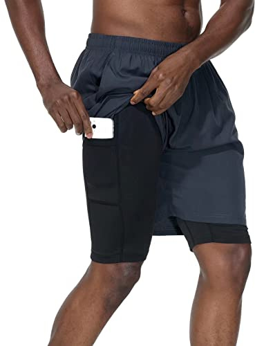 HMIYA män 2 i 1 shorts fitness sportbyxor korta joggingbyxor snabbtorkande löpbyxor med kompressionsshorts och fickor blixtlåsfack, Mörkgrå, 3XL