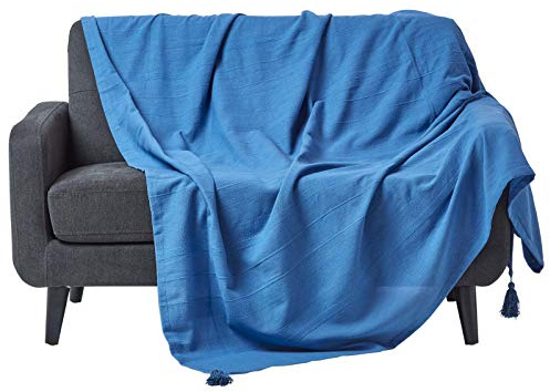 Homescapes Wohndecke Rajput blau – leichte Baumwolldecke 150x200 cm, Tagesdecke aus 100% Baumwolle, Sofaüberwurf handgewebt mit Streifenstruktur, Couch-Überwurf mit Quasten, Oeko-Tex