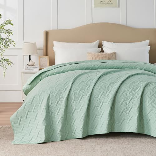 beeweed Feel Elegante Colcha con Estampado Ultrasónico en Verde Menta 220 x 240 cm – Manta Versátil como Colcha de Cama o Cubresofá Estilo Ideal como Bedspread