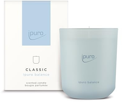 ipuro Classic dekorative Duftkerze - BALANCE | Duftkerze im Glas mit maritimen Noten, Orange & Bergamotte, Wasserlilie & weißem Tee | Kerzen mit langanhaltendem Duft | Raumduftkerze in hellblau 270g