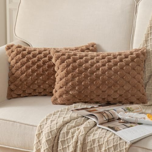 Mandioo 2er Set Braun superweichen dekorative Plüsch Kissenbezug Kissenbezüge 30 x 50 cm Wollsamt Dekokissenbezüge Kissenhülle Sofakissen Dekokissen flauschig für Couch Sofa Bett Wohnzimmer