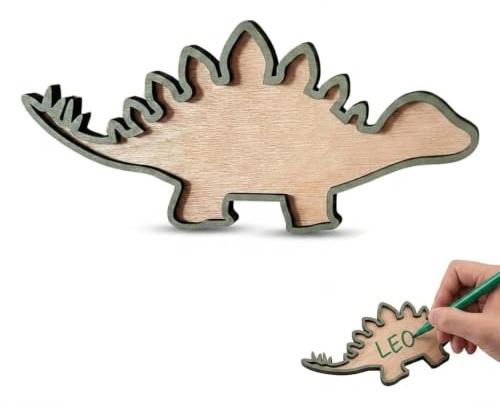 IUSOT Dino Türschild Holz Wanddeko Stegosaurus Schild 28 x 13 cm | Robuste 0,6 cm Dicke Beschreibbar für Namensschild Kinderzimmer Deko Dinosaurier Wandgestaltung DIY Basteln Holzdeko