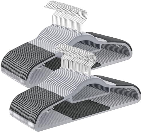 SONGMICS Kleiderbügel 50er Set, Bügel aus Kunststoff, rutschfest, platzsparend, Dicke 0,5 cm, 42 cm lang, um 360° drehbarer Haken in Silber, hellgrau-dunkelgrau CRP20G50