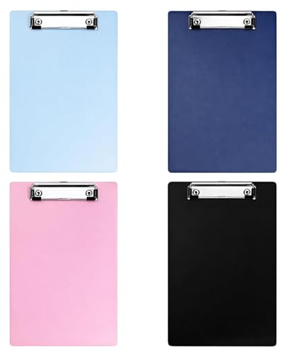 4 Klemmbretter Set, A5 Größe 22,4 x 15,4 cm, Ideal Für Schule Und Büro, Inklusive 4 Farben: Dunkelblau, Schwarz, Eisblau Und Rosa, Perfekt Als Klemmbrett A5 Oder Klemmbrett Mit Aufbewahrung