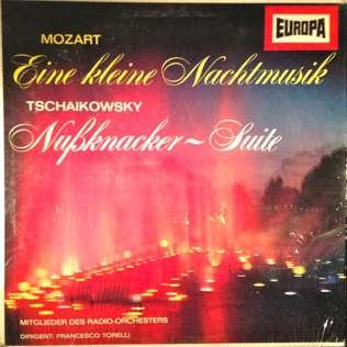 Wolfgang Amadeus Mozart , Pyotr Ilyich Tchaikovsky - Eine Kleine Nachtmusik / Nußknacker-Suite - Europa - E-121, Europa - E 121