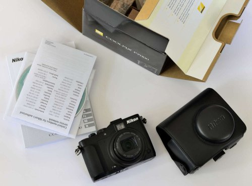 Nikon Coolpix P7000 Fotocamera Digitale 10.39 Megapixel