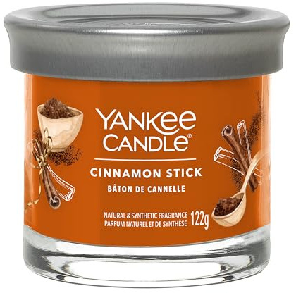 Yankee Candle Candela profumata alla cannella, piccola candela in bicchiere con doppio stoppino, miscela di cera di soia, candela a lunga combustione, regalo perfetto per le donne