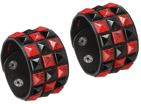 QUARKZMAN 2 Pcs Bracelet En Cuir Punk 8.7/22cm À Rivets Carrés Superposés Bracelet Gothique À Clous Pointeux Brassard Ajustable Pour Accessoires Halloween Emo Grunge, Noir Rouge Délavé