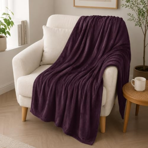 DALINA Textil - Manta para Sofá pequeña 130x160cm - Manta Terciopelo - Manta Ligera Franela para Sofá, Cama, Viaje, Sala de Estar (Morado)