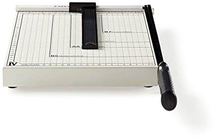 König NEDIS - Papierschneidemaschine - Größe A4 - Mit Sicherheitsverriegelung - Geeignet für A4 und Kleiner - Große des Schneidtisches: 250x300 mm - Metallklinge, PACU110A4