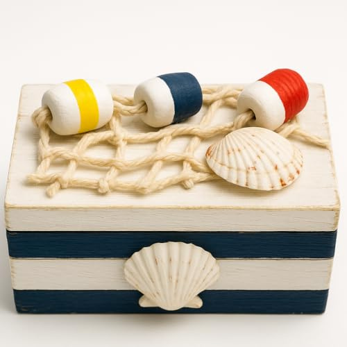 Heiko Blume Maritime Schatztruhe aus Holz – blau-weiß gestreift mit Muschel, Netz & kleinen Bojen – Mini Aufbewahrungsbox/Schmuckkästchen, 8 × 8 × 6 cm – Küsten-Deko & Geschenkbox