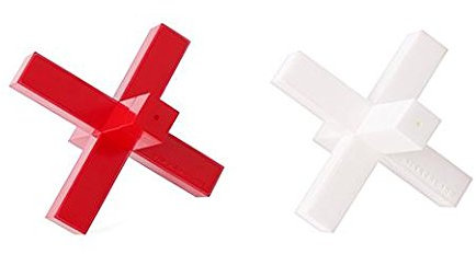 Kikkerland SP23 Cross Kreuz Salz-und Pfefferstreuer, Lebensmittelechtes PE, Rot En Weiss, 9.3 x 10.3 x 11 cm