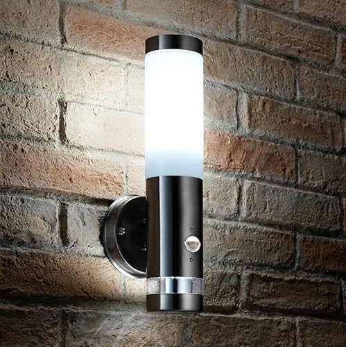 Auraglow PIR Motion Sensor Wall Light Brushed Chrome, Cool White Bulb | Dual function outdoor security lamp, E27 candle LED included, 8m detection, IP44, adjustable timer and lux level