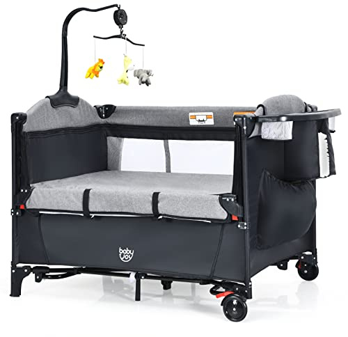 GOPLUS Babyresesäng, barnresesäng med madrass och blöjhållare på hjul, babysäng med sidoingång, bärväska, leksaksstativ och musiklåda, 0–3 år upp till 15 kg (svart)