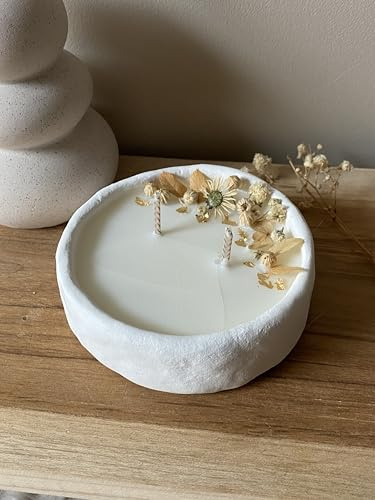 Bougie Artisanale en Cire de Soja Naturelle en Pot Modelé à la Main, avec Fleurs Séchées, Senteur Vanille Amande, Cadeau Emballé, bougie prête à offrir.