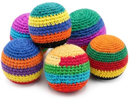 GMTEO Hand-Made Knitted Footbag, 2026 Neu Mini Fussball Stricken Jonglierbälle Wolle, Kleiner Ball Gestrickte Fußsäcke Stile (6 Stück)