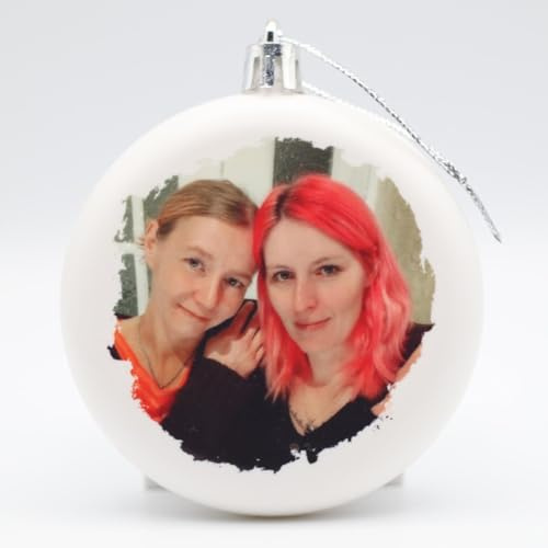 Personalisierte Weihnachtskugel mit Foto – Flache Kunststoff-Kugel 8 cm – matt weiß – Fotodruck EIN- oder beidseitig – Geschenk zur Weihnachten (Kugel einseitig mit Foto)