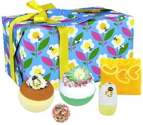Bomb Cosmetics Just Bee Yourself 5 Piece Handmade Wrapped Bath Set with Essential Oils, Includes Bath Bombs, Soap, Bath Mallow & Bath Creamer
