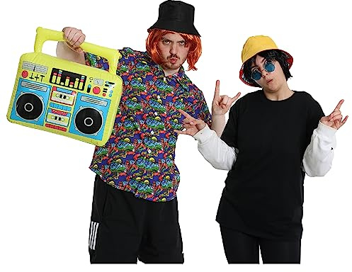 Superstar DJ Duo kostymset för vuxna – ingefärspuk, svart peruk, svart hinkhatt, gul hinkhatt, glasögon, blå skjorta och uppblåsbar boombox – perfekt för brittisk ikon utklädnad fin klänning
