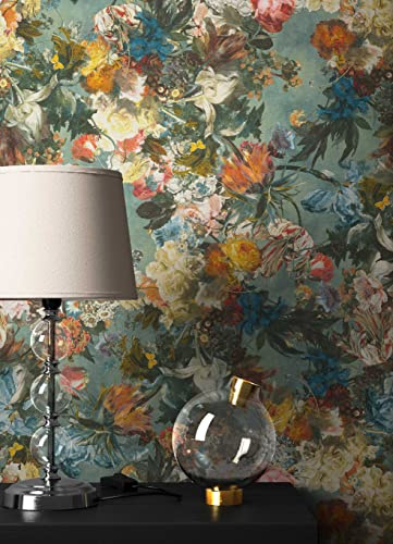 NEWROOM Blumentapete Tapete bunt Blumen Floral Vliestapete Vlies moderne Design Optik Blumentapete Modern inkl. Tapezier Ratgeber | Opulentes Stillleben mit Tulpen, Rosen und Pfingstrosen auf salbeigrünem Fond, matte Mustertapete, ansatzfrei, Schlafzimmer